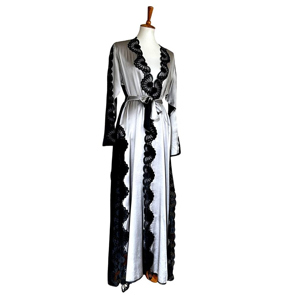 Vintage Fernando Sanchez Silk Lace Robe Pewter Gray Black - Picture 4 of 10